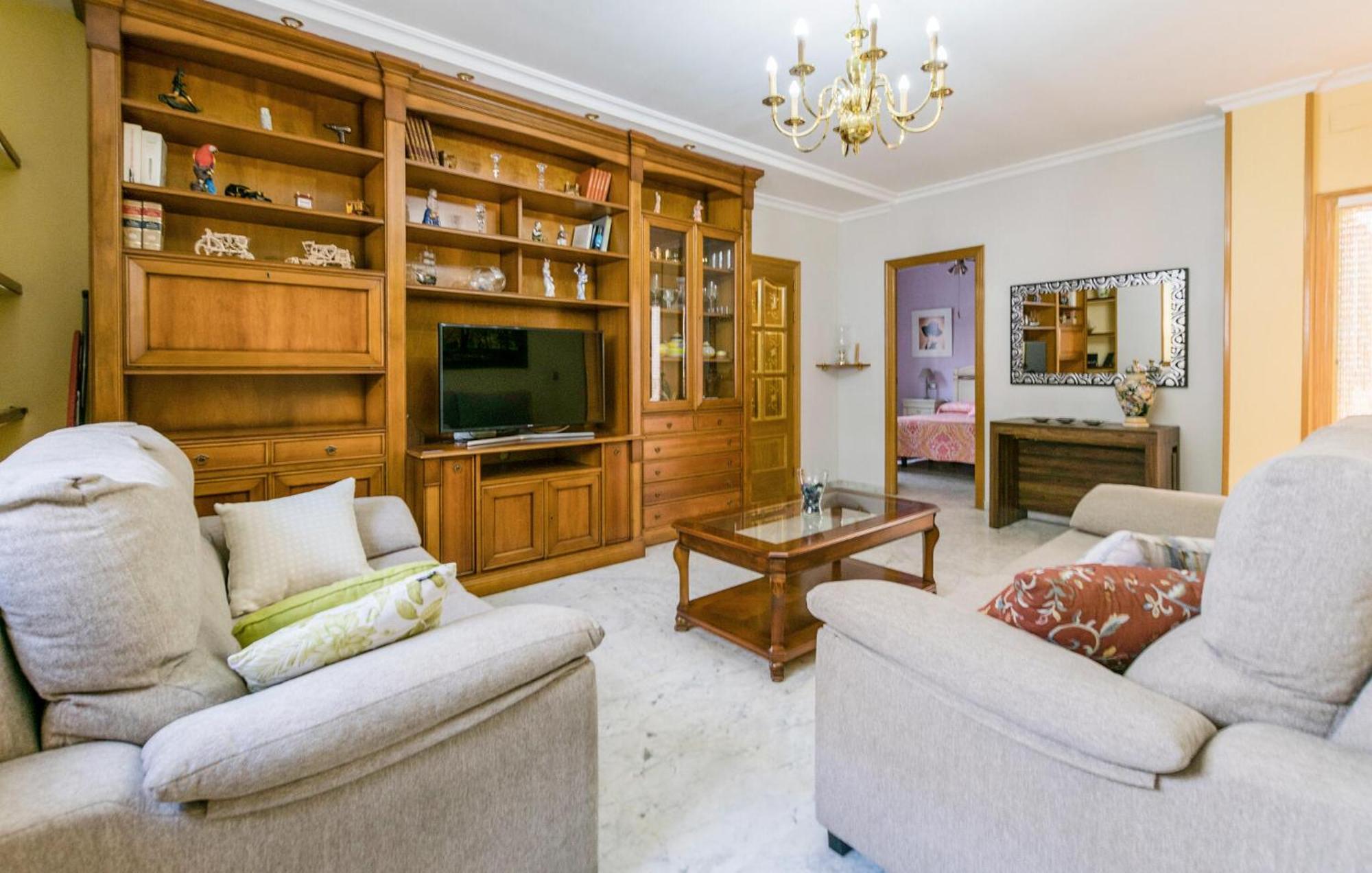 Cozy Apartment In Sevilla With Kitchen Esterno foto