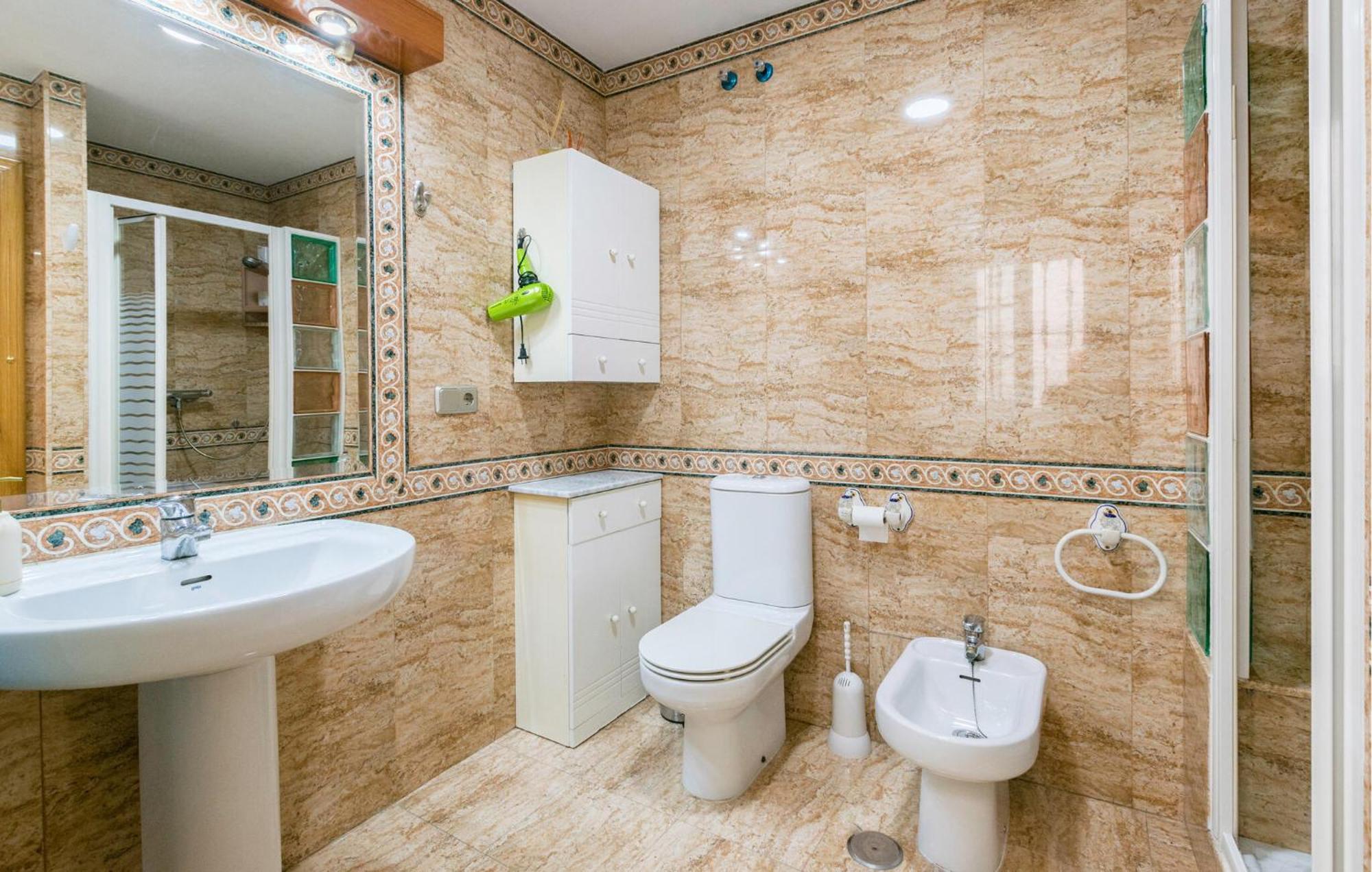 Cozy Apartment In Sevilla With Kitchen Esterno foto